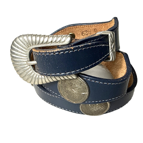 Vintage Women\'s Nocona Navy Leather Belt Size Small Silver Concho Buckle 80s EUC